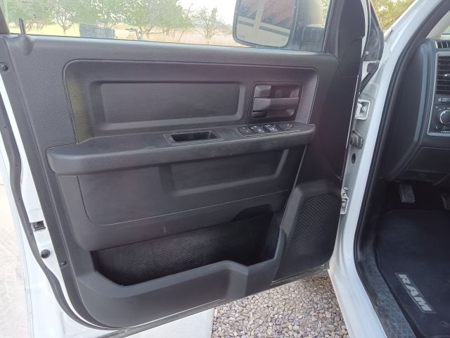 2015 RAM1500 4X4 HEMI (3).jpg